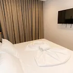 Hotel Abi's *